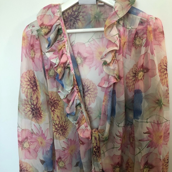 Vintage Floral Blouse - Picture 4 of 5